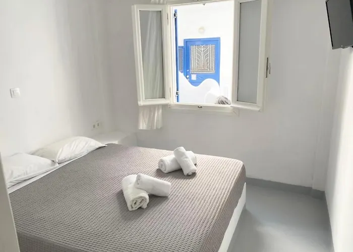 Ground Floor In דירה